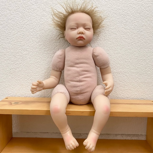 Adorable Kaydora Reborn 20 inch Silicone Baby Girl Doll Closed Eyes Eyelashes - Picture 1 of 13